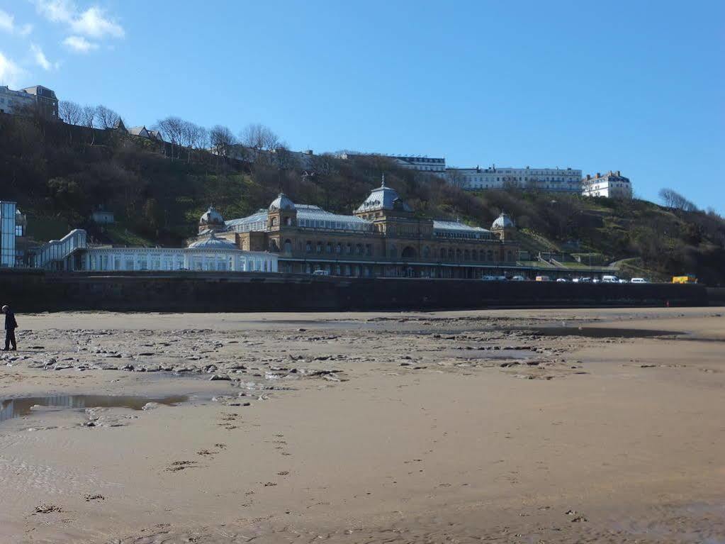 Marine View Guest House スカーバラ エクステリア 写真
